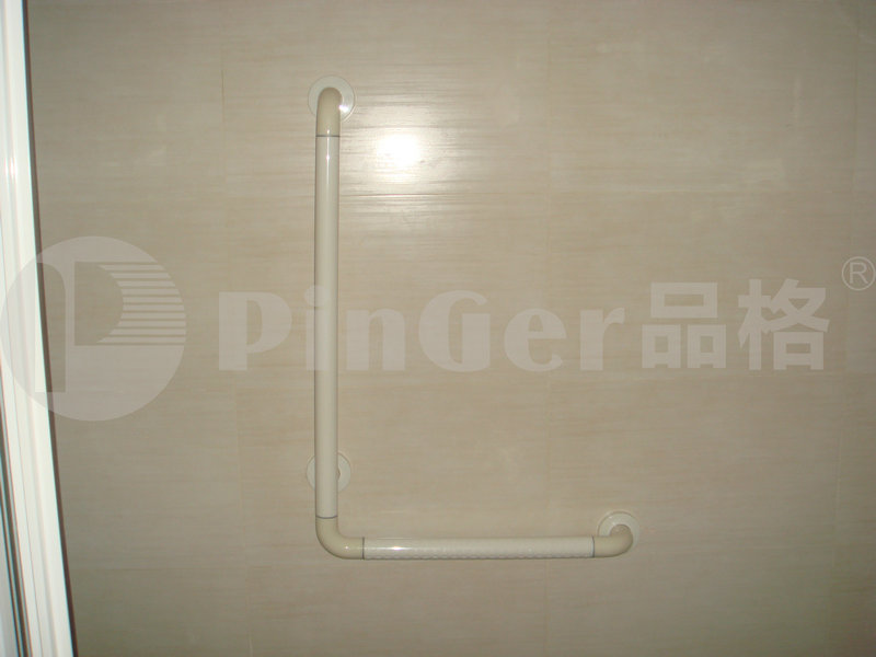 Pinger Barrier Free Armrest Series